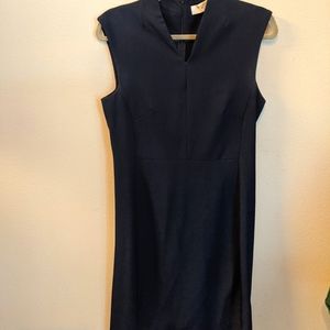 Sleeveless, navy MM Lafleur dress, size 8